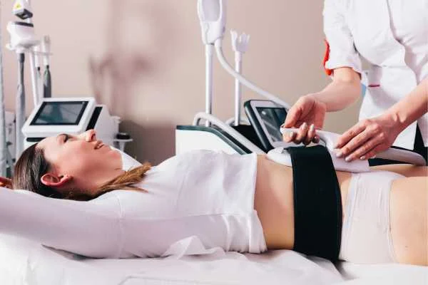 woman having body sculpting to help improve her body image and her mental health Guildford