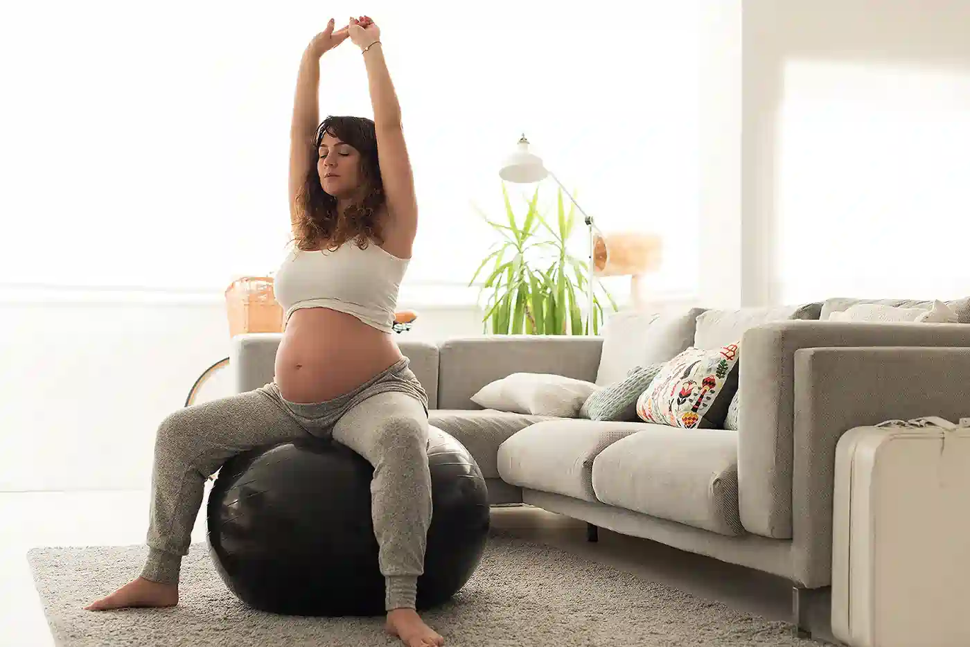 How to Support Your Core Safely During Pregnancy Guildford